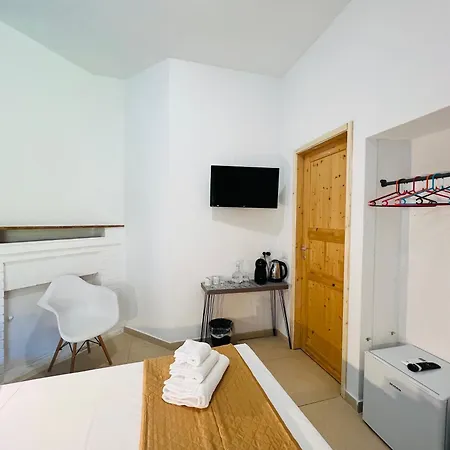 Les De Francoise Гостевой дом 3*