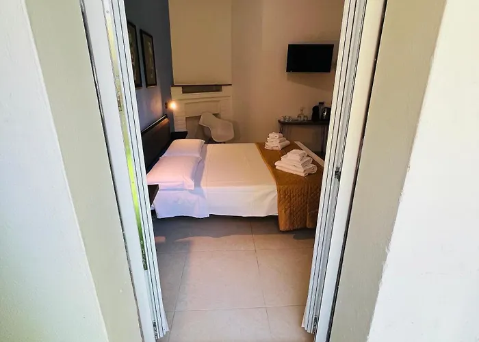 ゲストハウス Les De Francoise